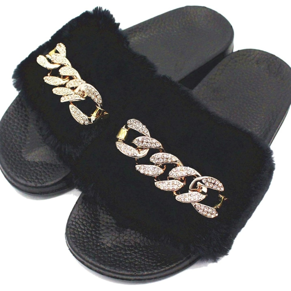 Slippers & Tote - Picture 2 of 6
